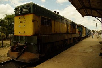 Trains in Cuba