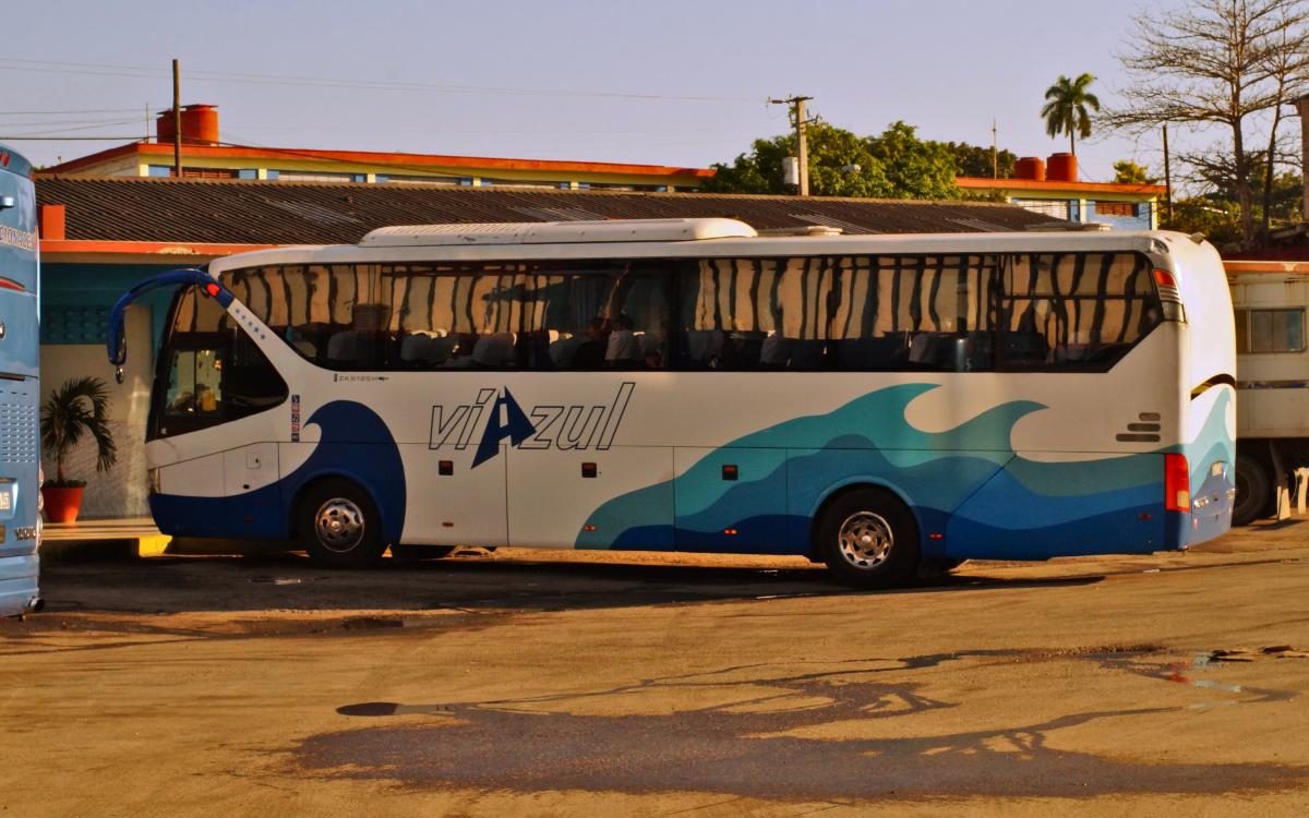 bus travel in cuba
