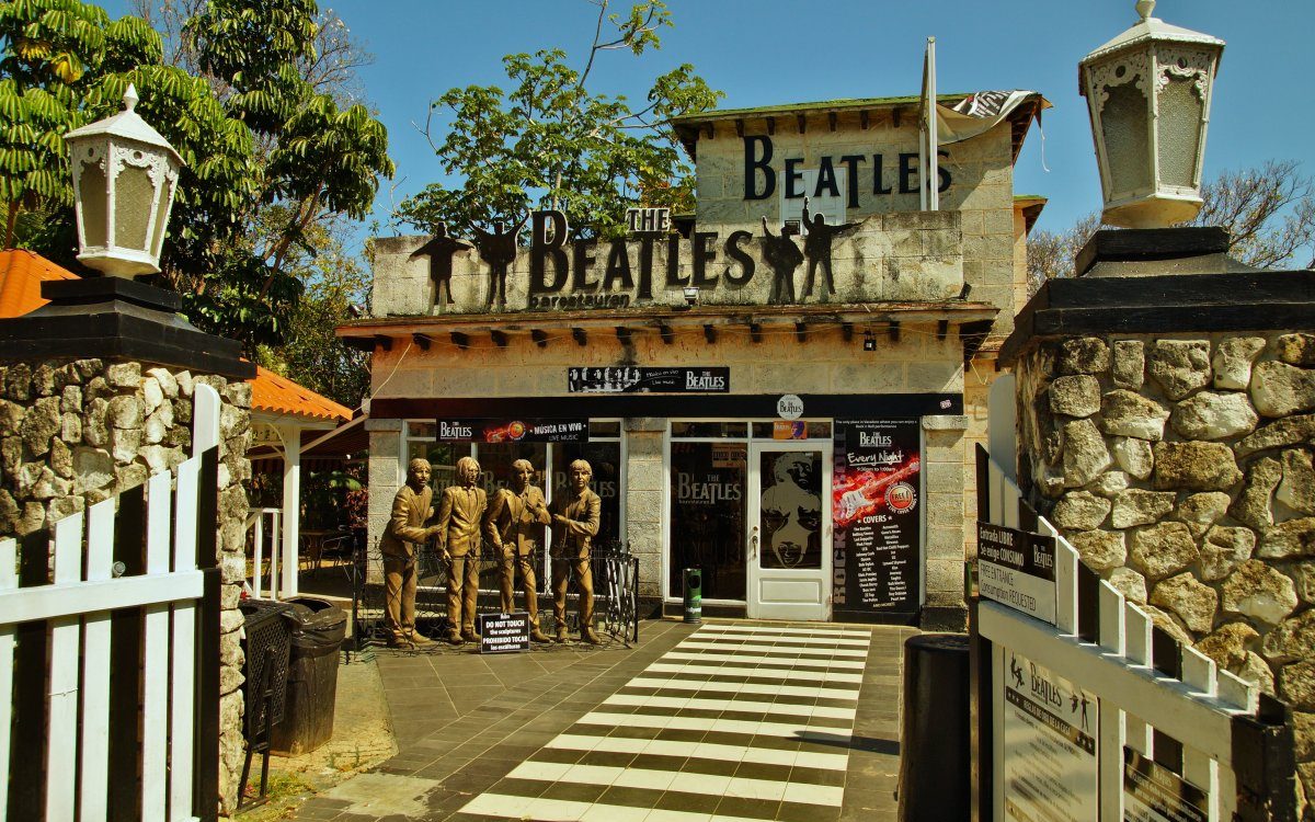 Beatles Bar Vardero Cuba