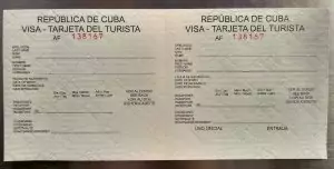 what does a cuban tourist card look like